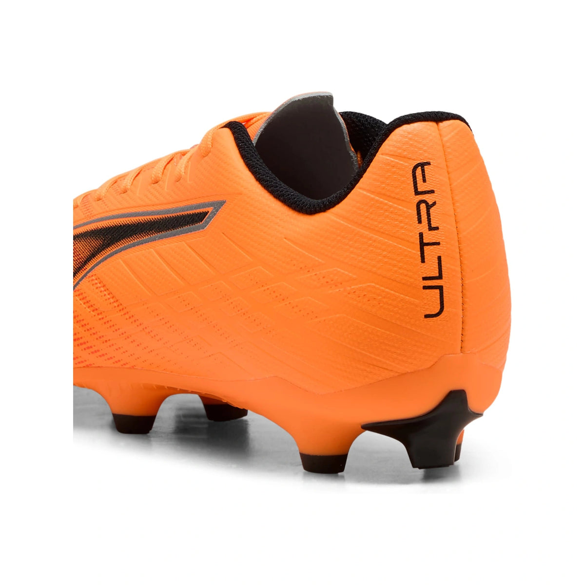 ULTRA 6 PLAY FG/AG Football Boots Men
