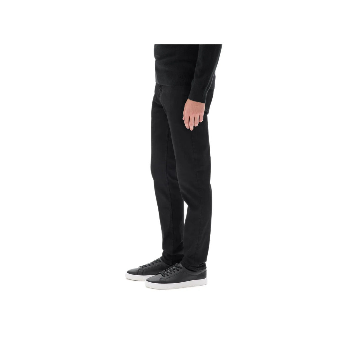 جينز C.25 بقصة ضيقة ونسيج مطاطي مرن (Powerflex)