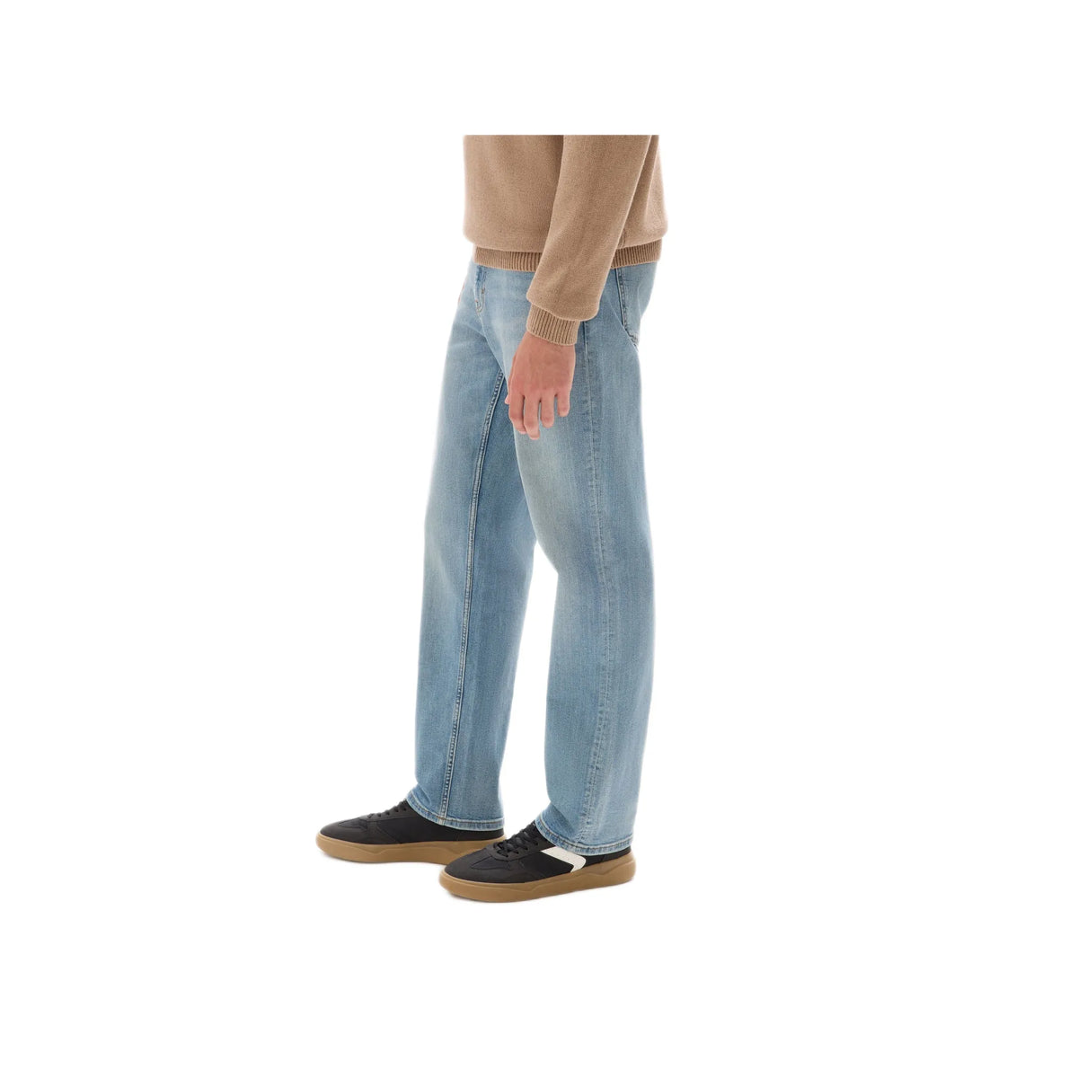 C.15 Straight Stretch Jeans