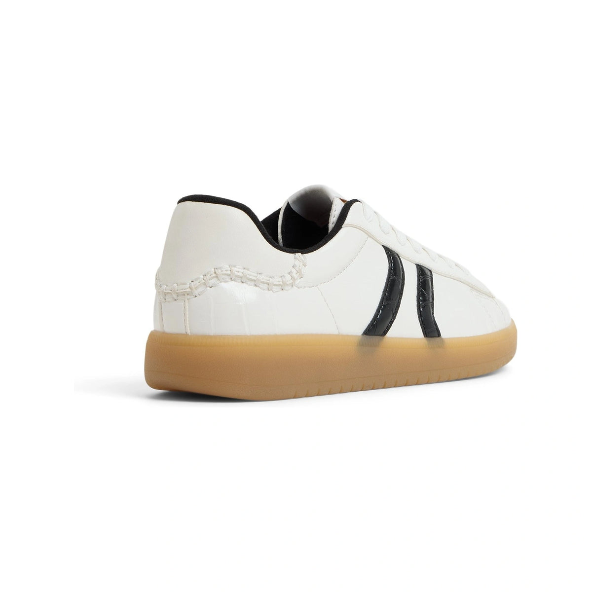 Chicsneaker2