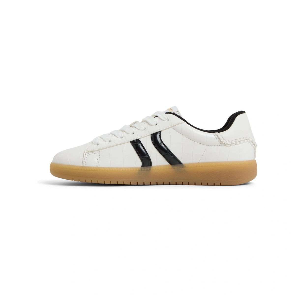 Chicsneaker2
