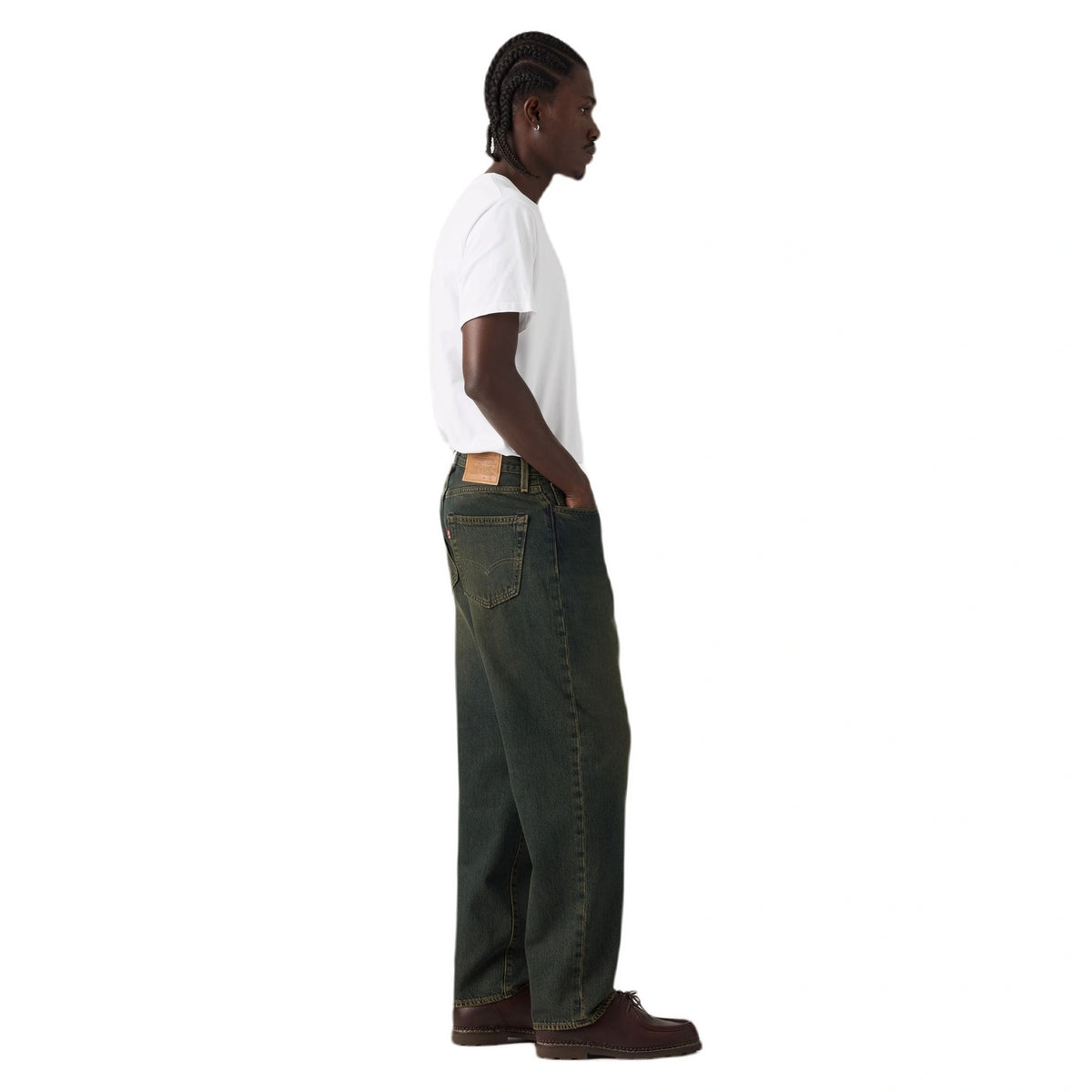 568 Loose Straight