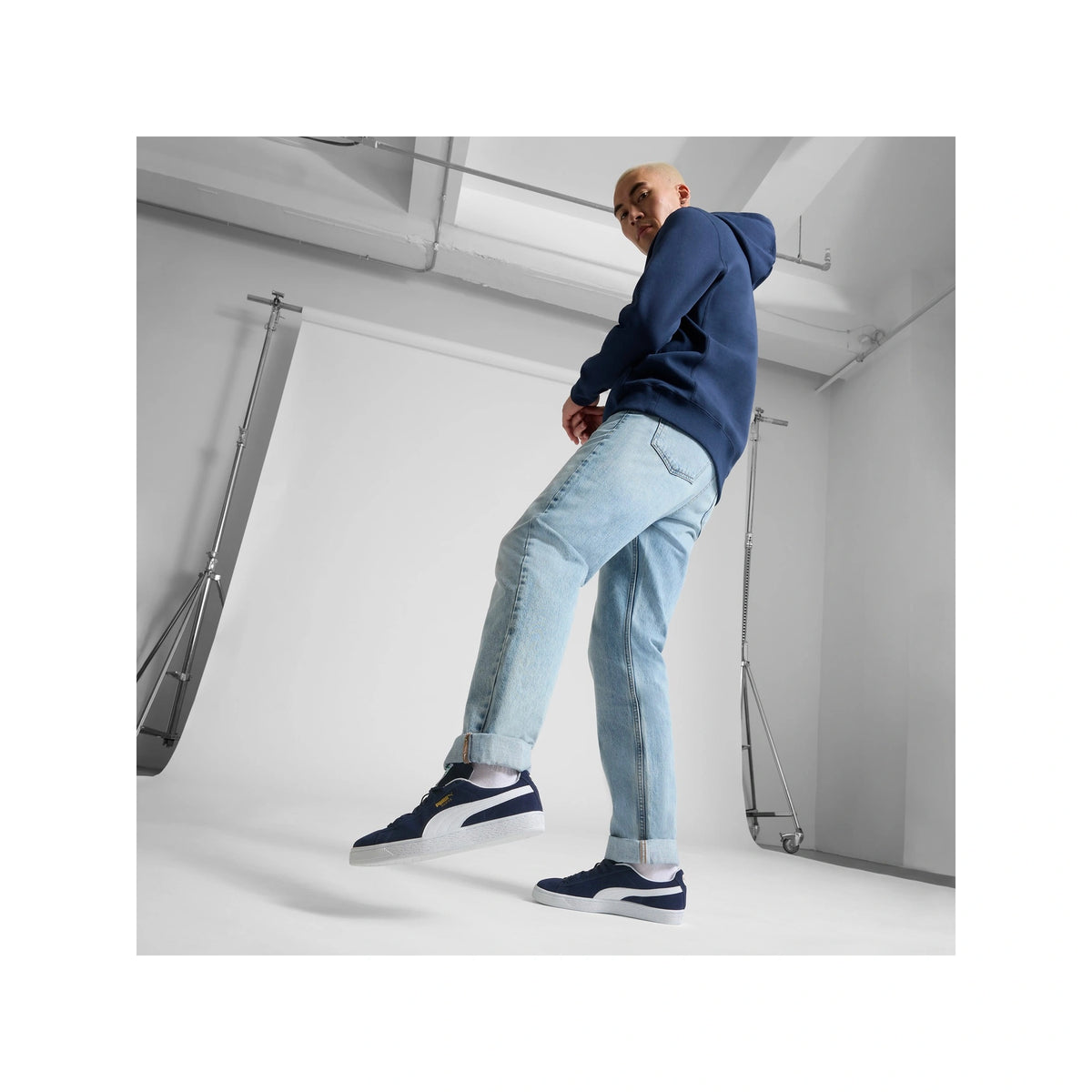 Suede Classic Sneakers Men