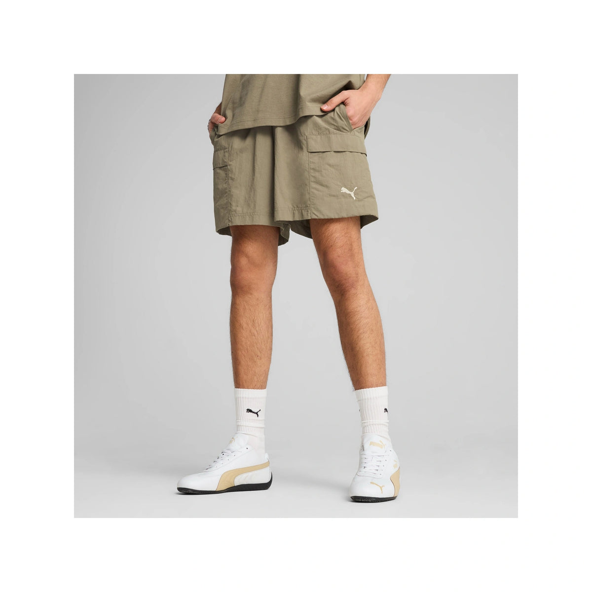 WARDROBE Essentials Relaxed Cargo Shorts 6" Men