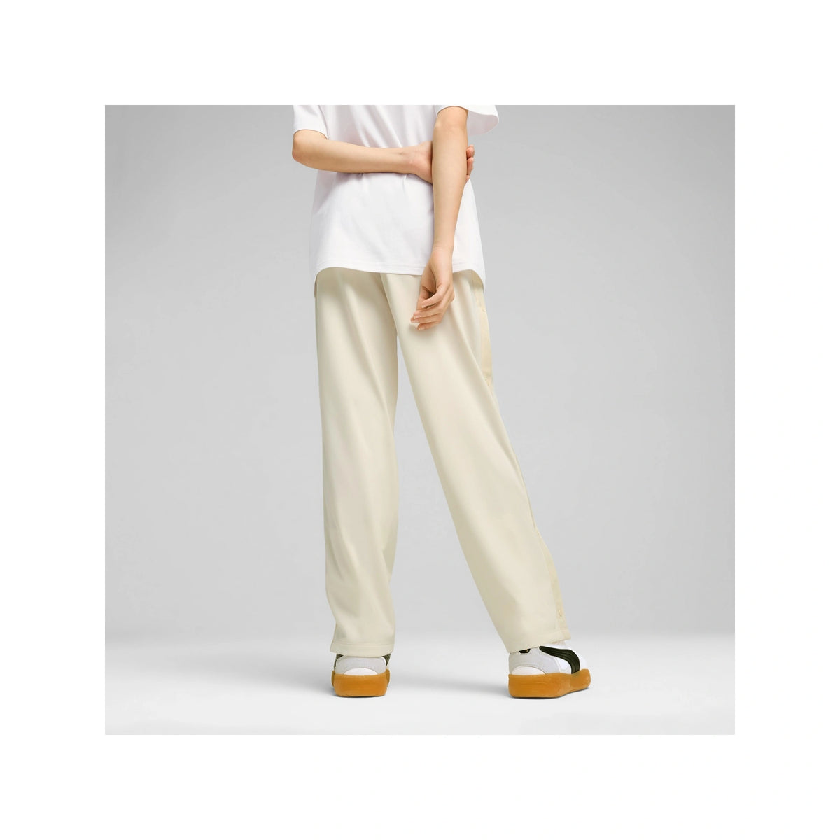 بنطال ESS Relaxed Popper للشباب من WARDROBE
