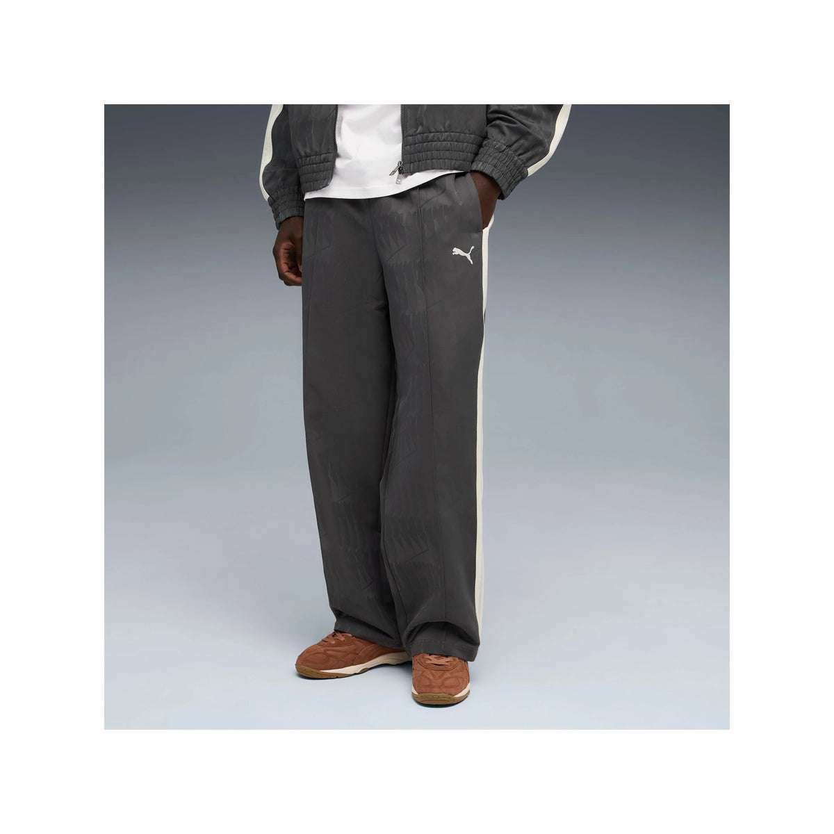The NeverWorn VI T7 Track Pants Men