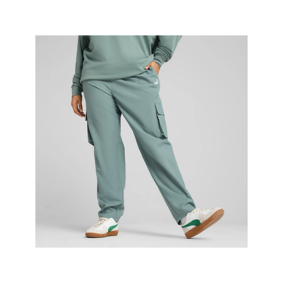 Essentials Small No. 1 Logo Woven Cargo Pants Women