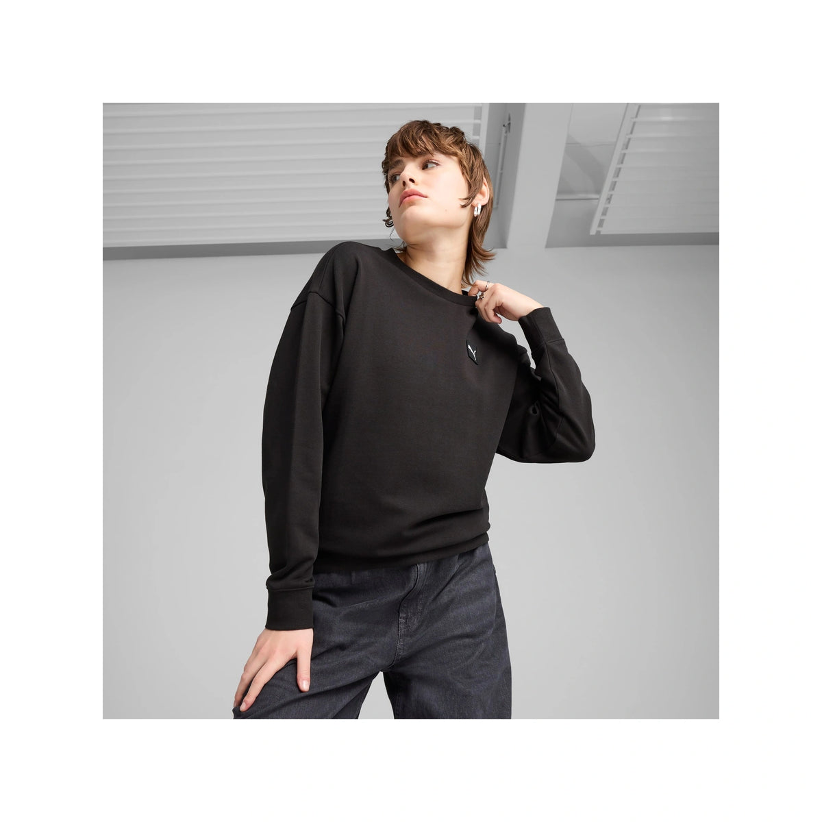 بلوزة ESS ELEVATED Comfort Crew النسائية