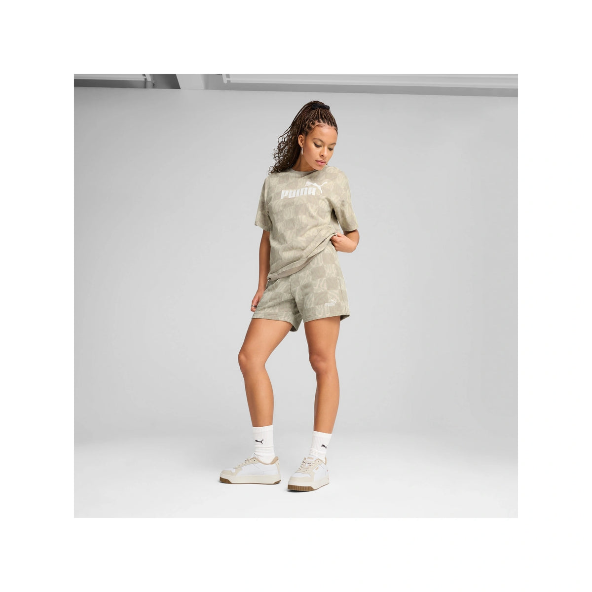 ESS GRAPHIC Mid-Rise 5" Shorts Women
