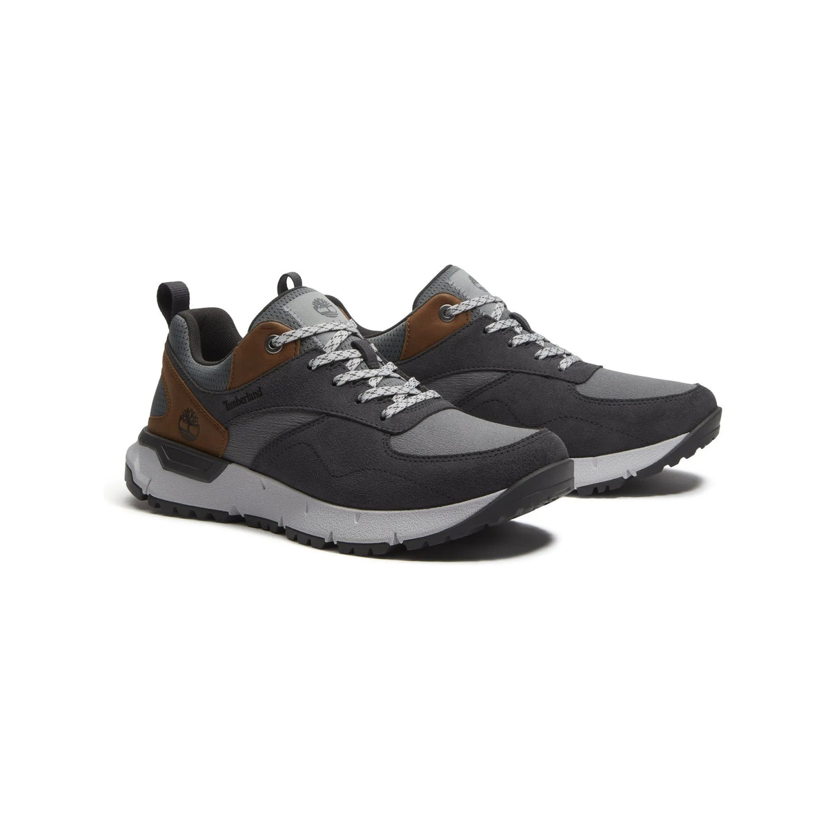 Voyager Park Low Lace Up Sneaker