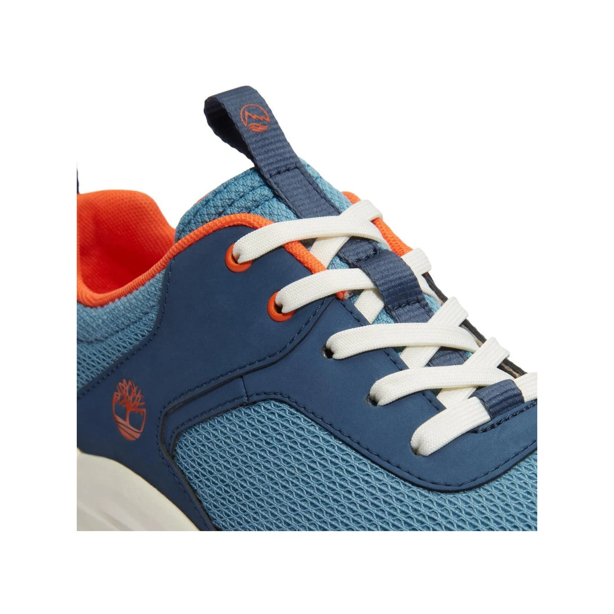Motion Access Low Lace Up Sneaker