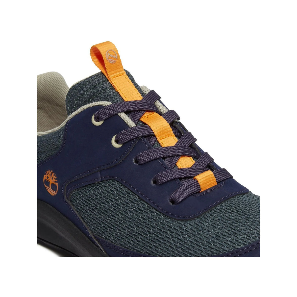 Motion Access Low Lace Up Sneaker