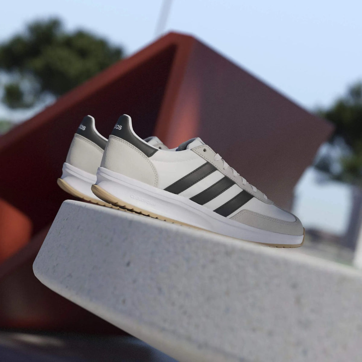 RUN 70s 2.0 Shoes