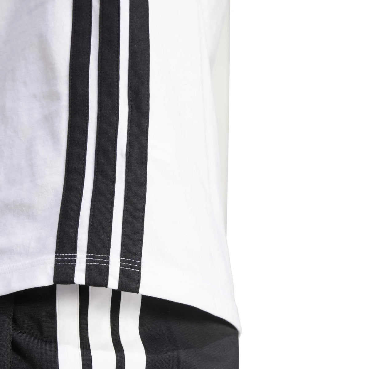 تيشيرت Essentials 3-Stripes قطني