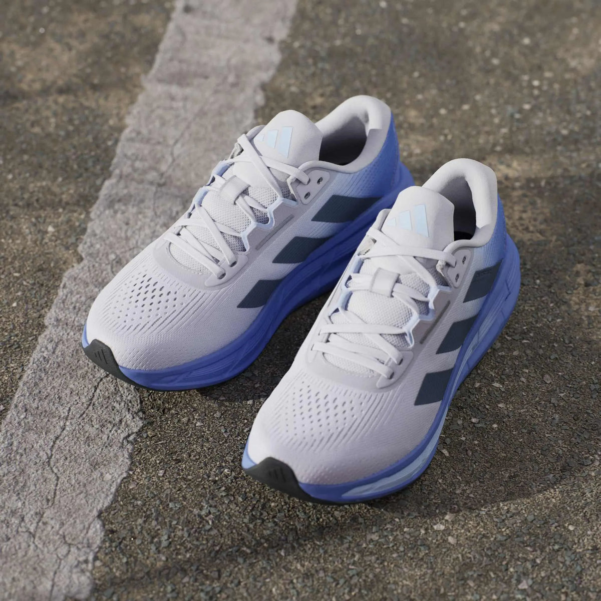 Questar 3 Running Shoes
