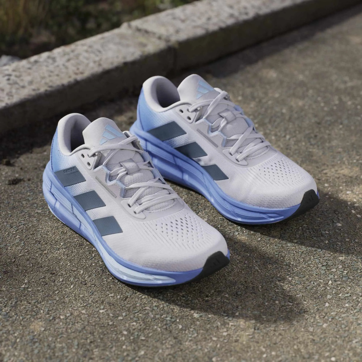 Questar 3 Running Shoes