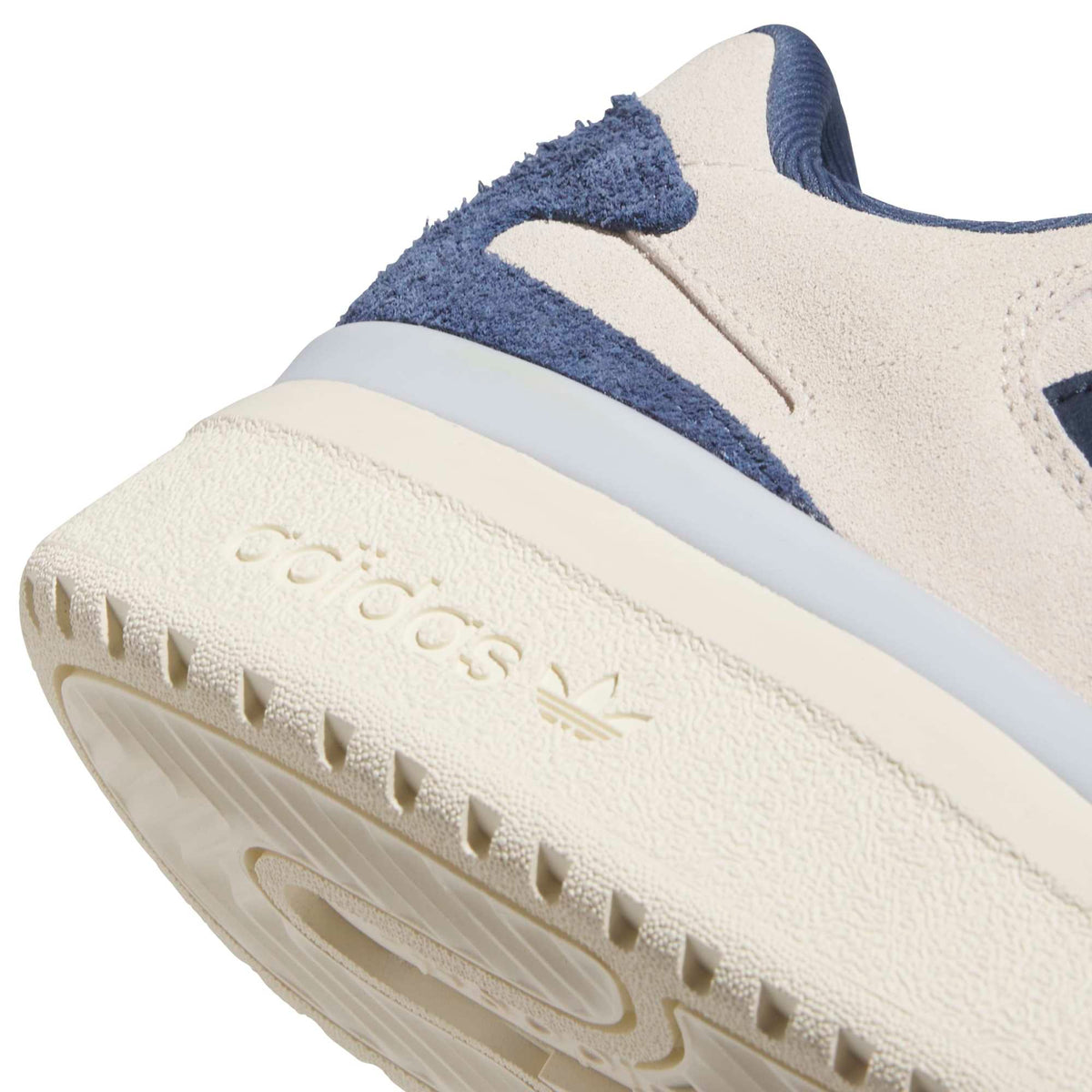 Forum2000 Shoes