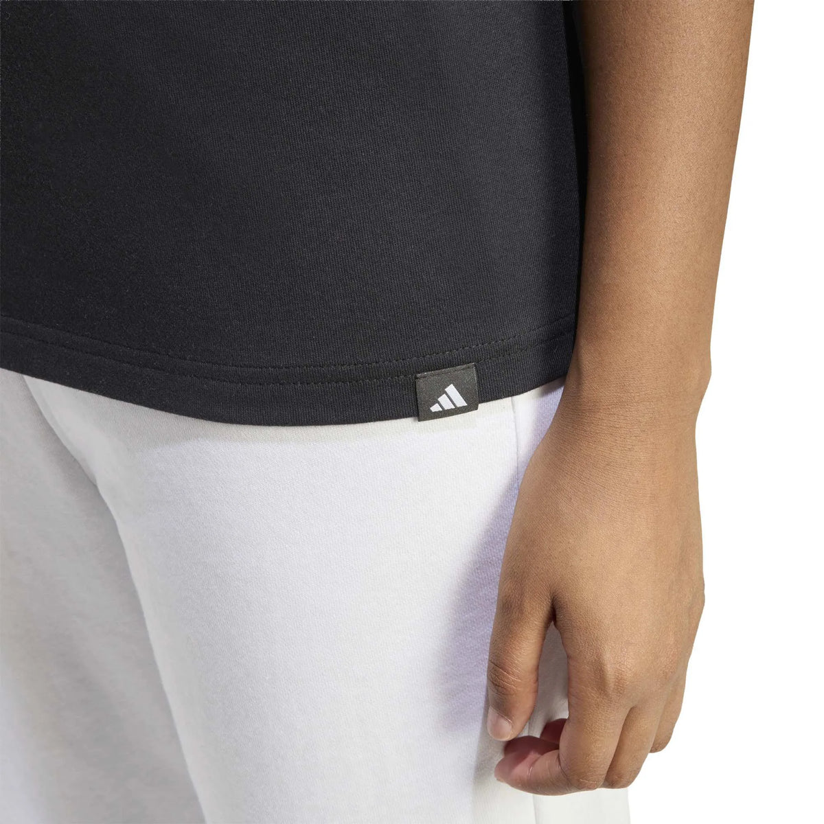COLLEGIATE GRAPHIC T-SHIRT