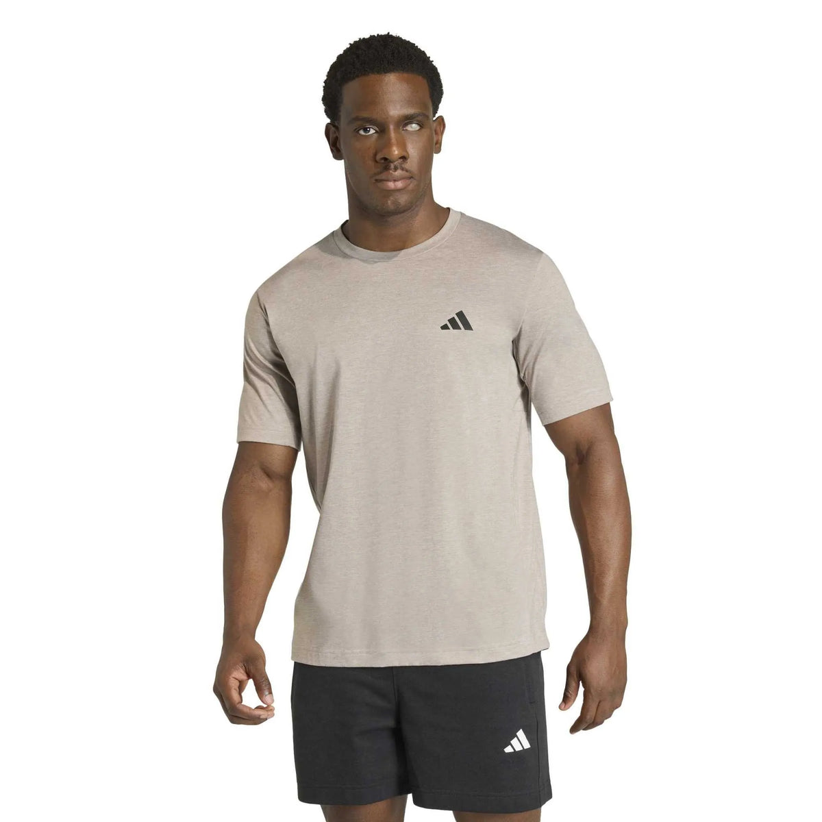 WORKOUT ESSENTIALS FEELREADY T-SHIRT