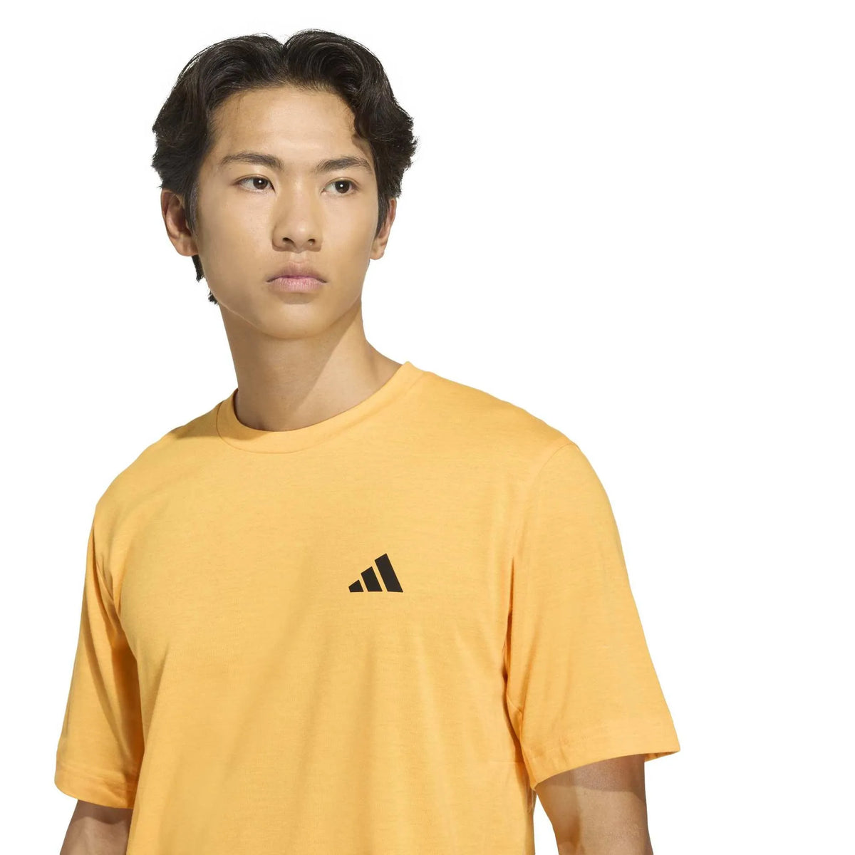 WORKOUT ESSENTIALS FEELREADY T-SHIRT