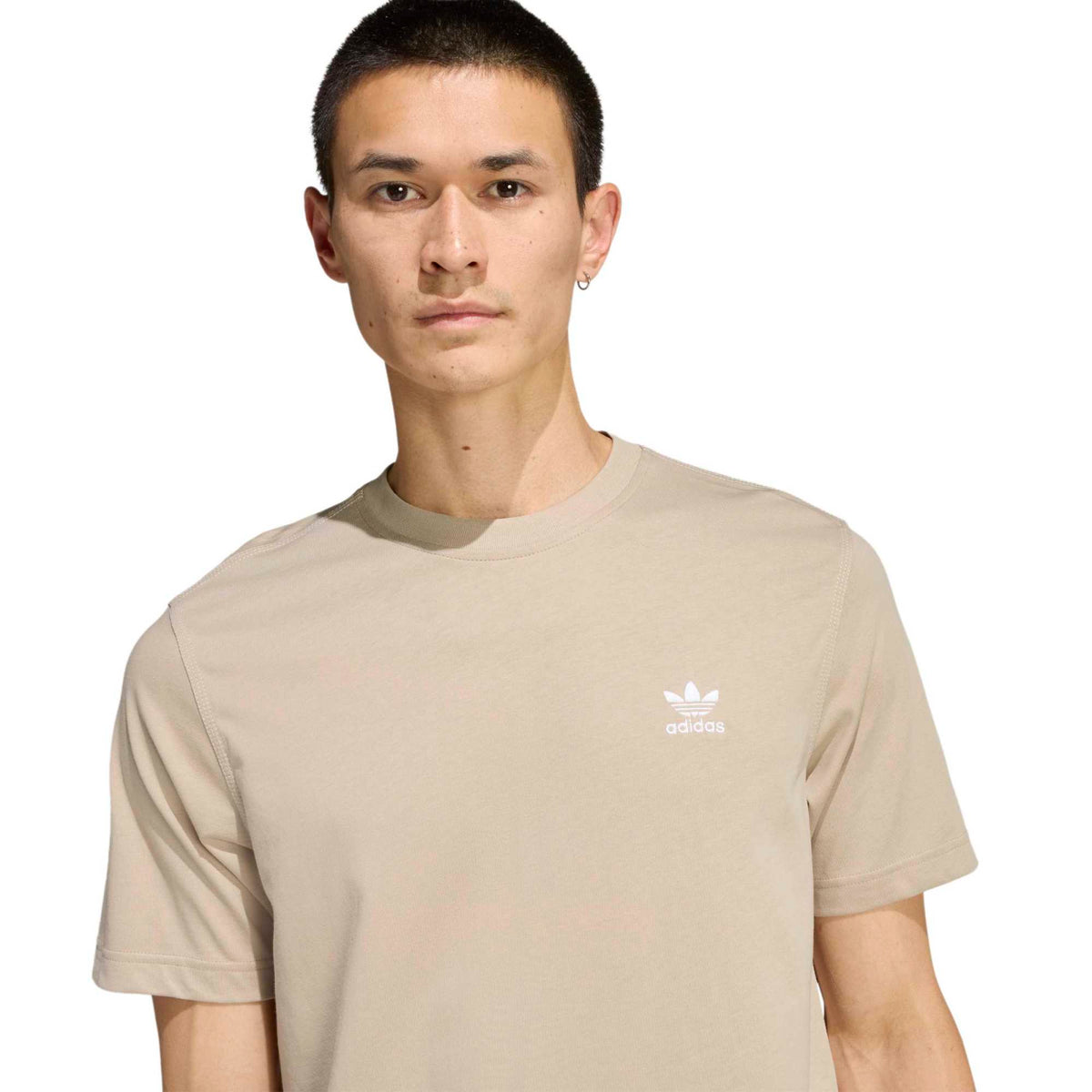 Trefoil Essentials Tee