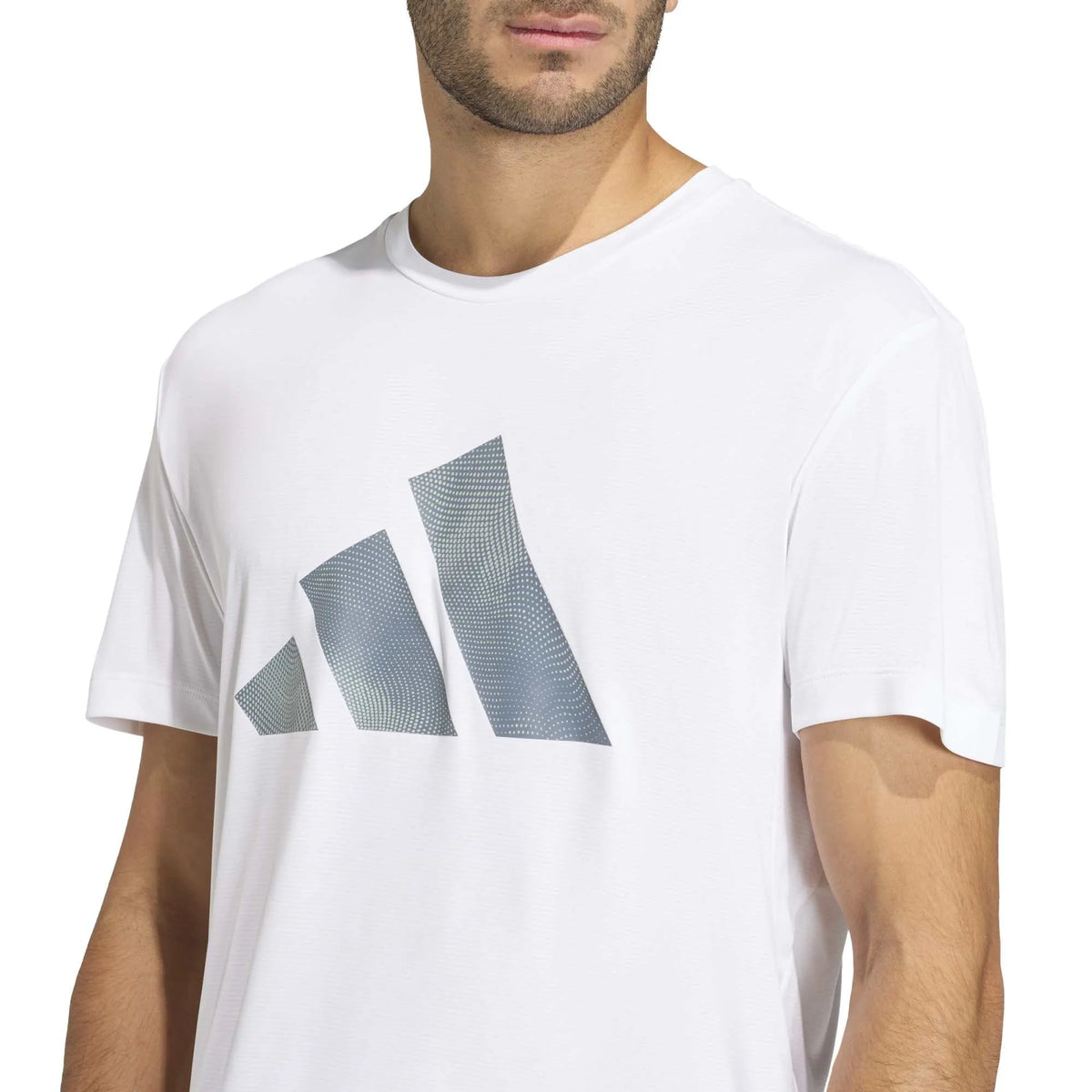 قميص adi365 Running Essentials بشعار العلامة التجارية