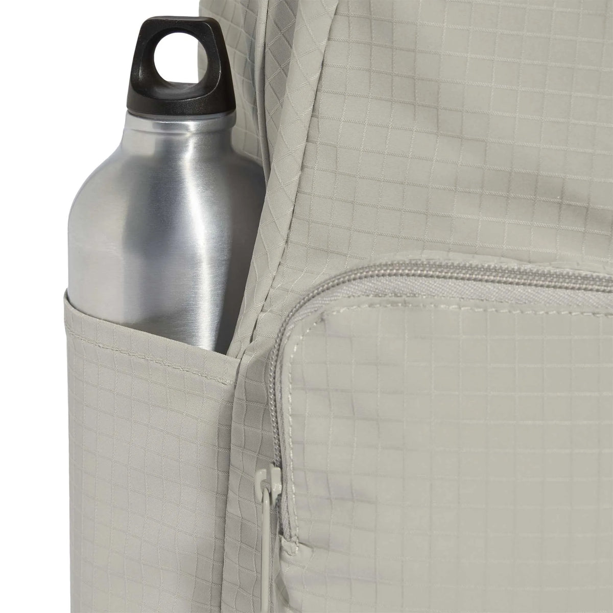 ESSENTIALS BACK TO CAMPUS BACKPACK