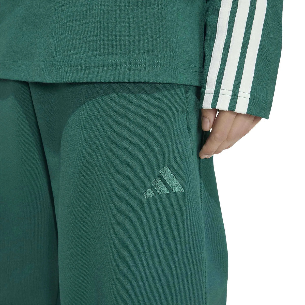 Adidas Kit Small Logo Regular Cuffed Pants